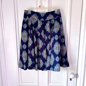 Ann Taylor Women’s Navy Medallion Pleated Midi Skirt Side Zip Lined NWT Size 4